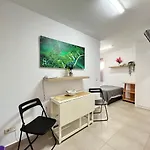Estudio lavapies acogedor