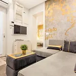 Mit House Puerta De America III En Madrid