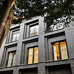 Home Art Apartments Salamanca