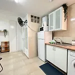 Estudio lavapies acogedor