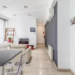 Spacious flat puerta del sol