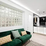 Noviciado Apartment