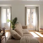 Deluxe Apartment Near Gran Via