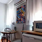 Estudio Lavapies Cerca De Anton Martin