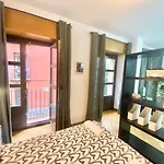 Centro Embajadores / Luxury Apartment