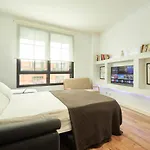 Conde Duque Excellent, by Presidence Rentals