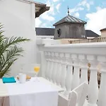Luminoso Apartamento Con Terraza En Sol