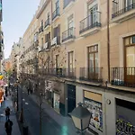 For You Rentals Elegante Y Bonito Apartamento Temporal En El Corazon De Madrid Inf1C