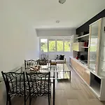 Centrico Aire Acondicionado 3 Habitaciones Zona Aparcamiento Gratuito