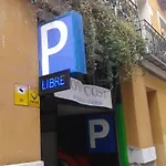 Exclusive Quietness In The Heart Of Madrid With Public Parking, Breakfast, 2 Bathrooms