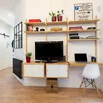 1 Bedroom 1 Bathroom Furnished - Malasana - Cozy & Modern - Mintystay
