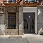 2 Bedrooms 1,5 Bathrooms Furnished - Malasana - Cozy & Vintage - Minty Stay