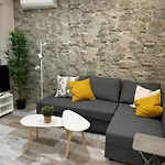 Homeabout Atocha Apartment