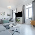 Penthouse Deluxe Granvia, By Monaro
