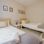 Calido Apartamento De 3 Hab En El Centro De Madrid