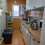 Alojamiento Disponible Para Una Persona