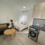 Central Studio With Parking Space-Afric