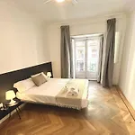 Villa Rooms