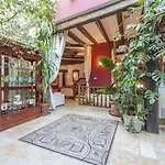 5-Suite Luxury Villa In Madrid With Indoor Pool And Oasis