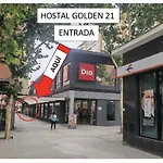 Hostal Golden 21***