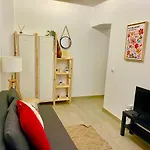 Stylish One Bedroom Flat In The Heart Of Madrid
