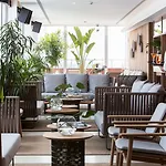 Me Madrid Reina Victoria By Melia