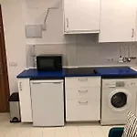 Un Genial Estudio En El Barrio Las Cortes