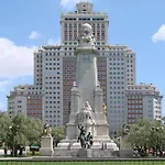 Apartment Located In Plaza Espana