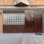 Homeabout Madrid Rio Apartment