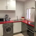 Bonito Apartamento En Calle San Carlos