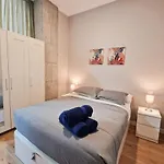 Apartamentos Manzanares \'Madrid Rio\'