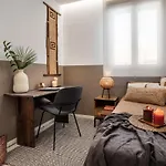 Havu- 2 Bedroom Apartment In Trafalgar