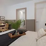 Havu- 2 Bedroom Apartment In Trafalgar