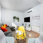 Bright Apartment- 1Bd 1Bth- Alonso Cano