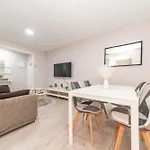 Elegant 6 Pax Apartment In Plaza Eliptica - Sm17
