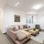 Luxe Apartment In Plaza De Espana