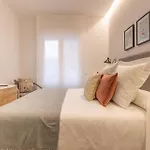 Charming Ground-Floor Loft For 2 In Chamberi Ideal Location Quevedo II