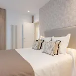 Spacious 2-Bedroom Apartment In Central Madrid Steps Away From Plaza Espana Conde Duque I