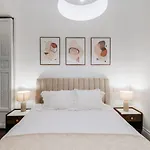 Stunning Apartment Near Gran Via Metro