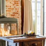 1851: Exceptional 19Th Century Studio In Madrid