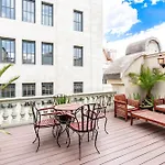 Home Suite Home Gran Via, En Pleno Centro