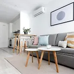 Mad Apartments By Olala Homes