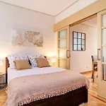 Velazquez Suites