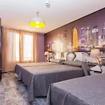 Jc Rooms Madrid Rio