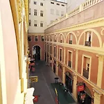 Hola Madrid