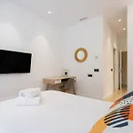 Chueca Hortaleza 12Pax 5 Bedrooms 5 Baths