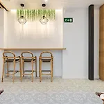 Vallecas Suites By Olala Homes