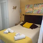 Studio, Cerca De El Rastro De Madrid