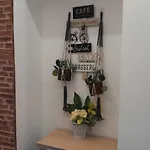Apartamentos Preciados