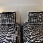 Book in Madrid- Puerta Del Sol
